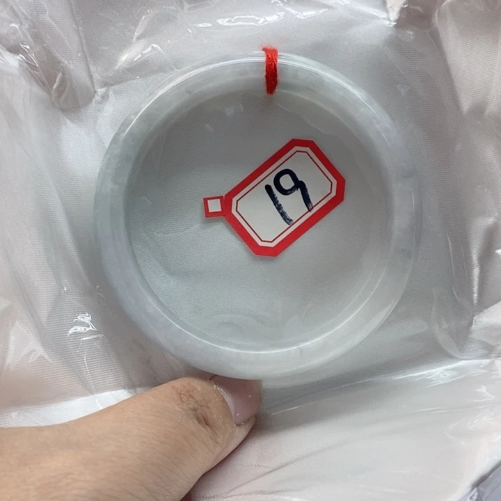 冰***凉未镶嵌手镯翡翠翡翠