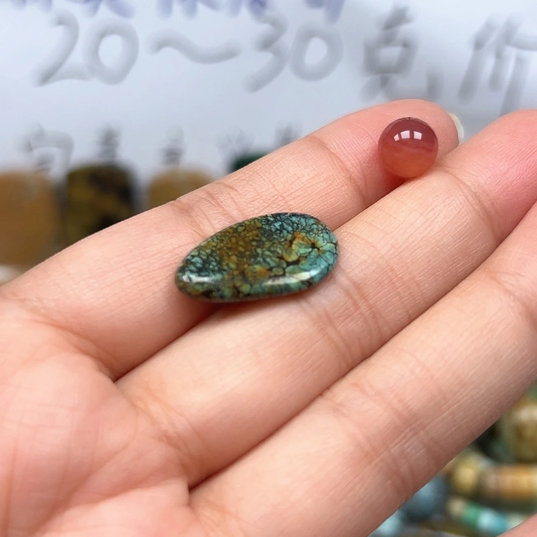 南红玛瑙未镶嵌珠宝奇石