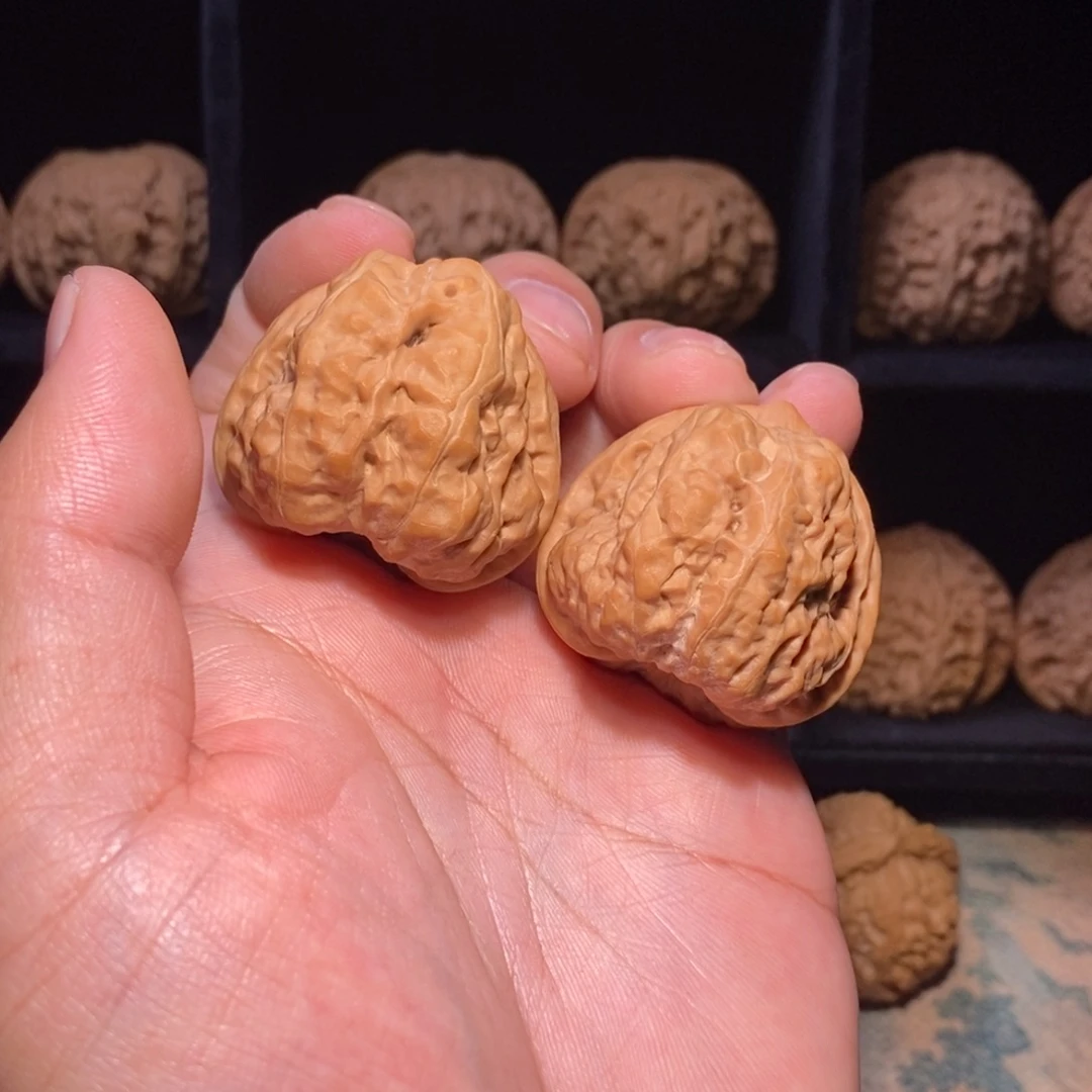 文玩核桃把件全品41+三角蛤蟆头