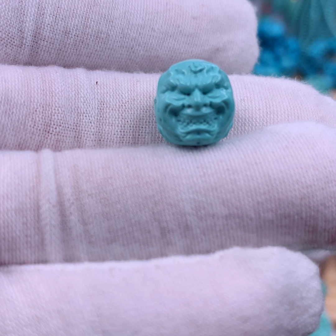 绿松石挂件未镶嵌聆***界