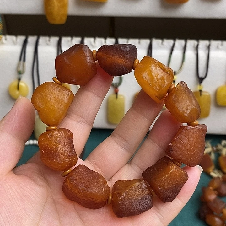 蜜蜡未镶嵌珠宝奇石手串