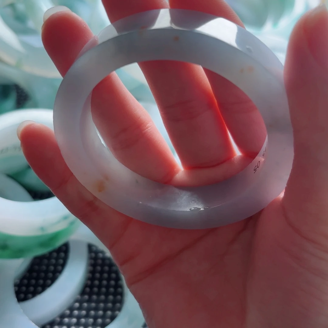 秋***虫定制翡翠未镶嵌天然缅甸a货翡翠