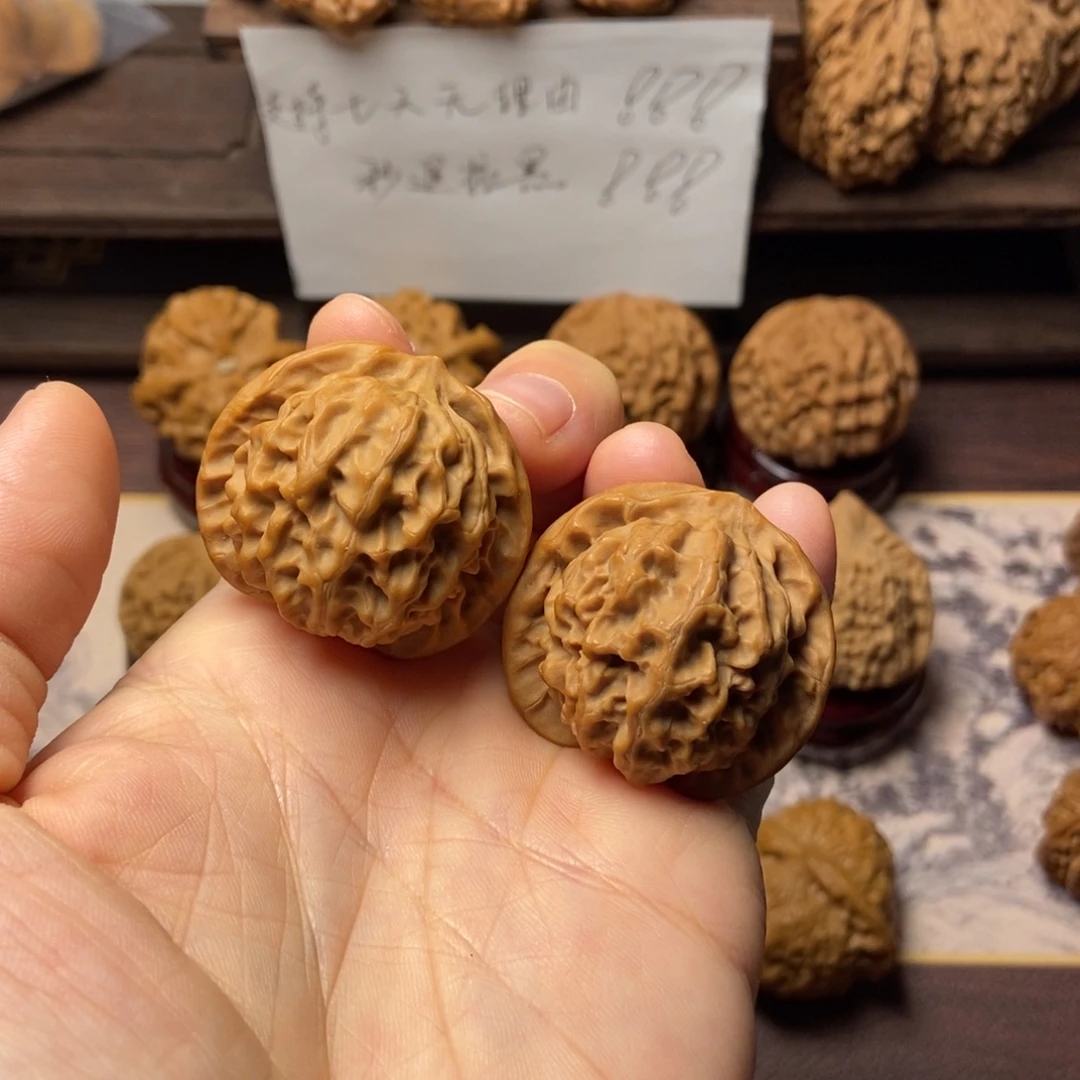 文玩核桃把件全品龙鳞37