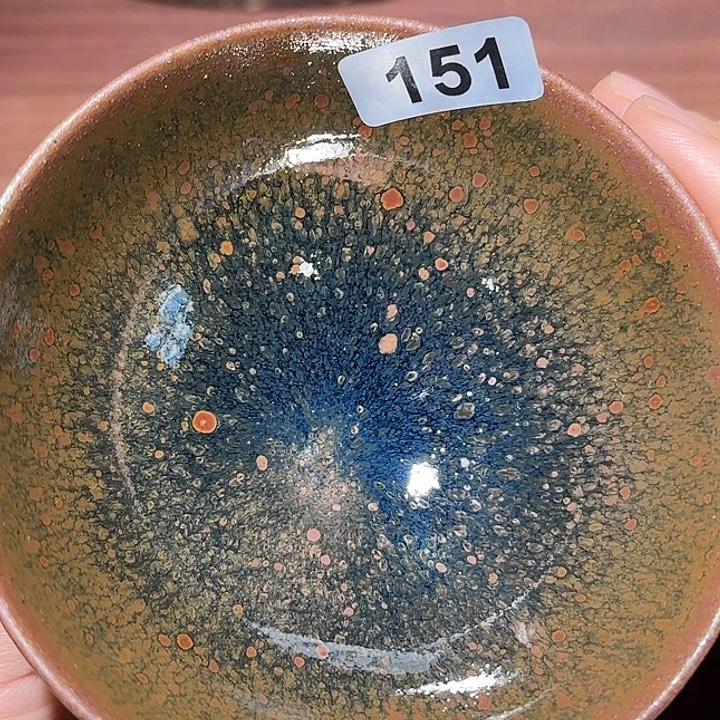 茶盏一直想买新裙子来着现在