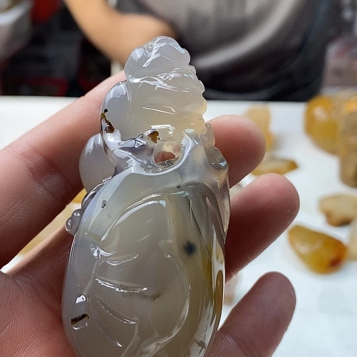 玛瑙/玉髓未镶嵌颈饰