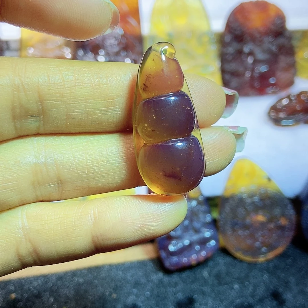 琥珀颈饰未镶嵌福豆