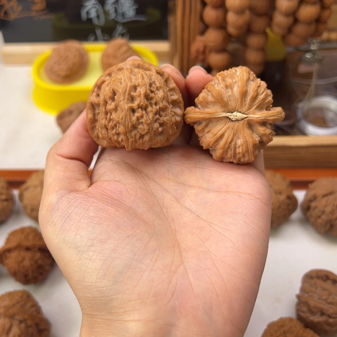 柒***座葫芦文玩核桃三角白全品41.5