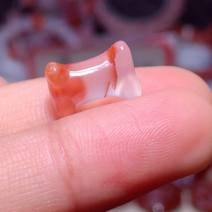 南红玛瑙未镶嵌南红骨头