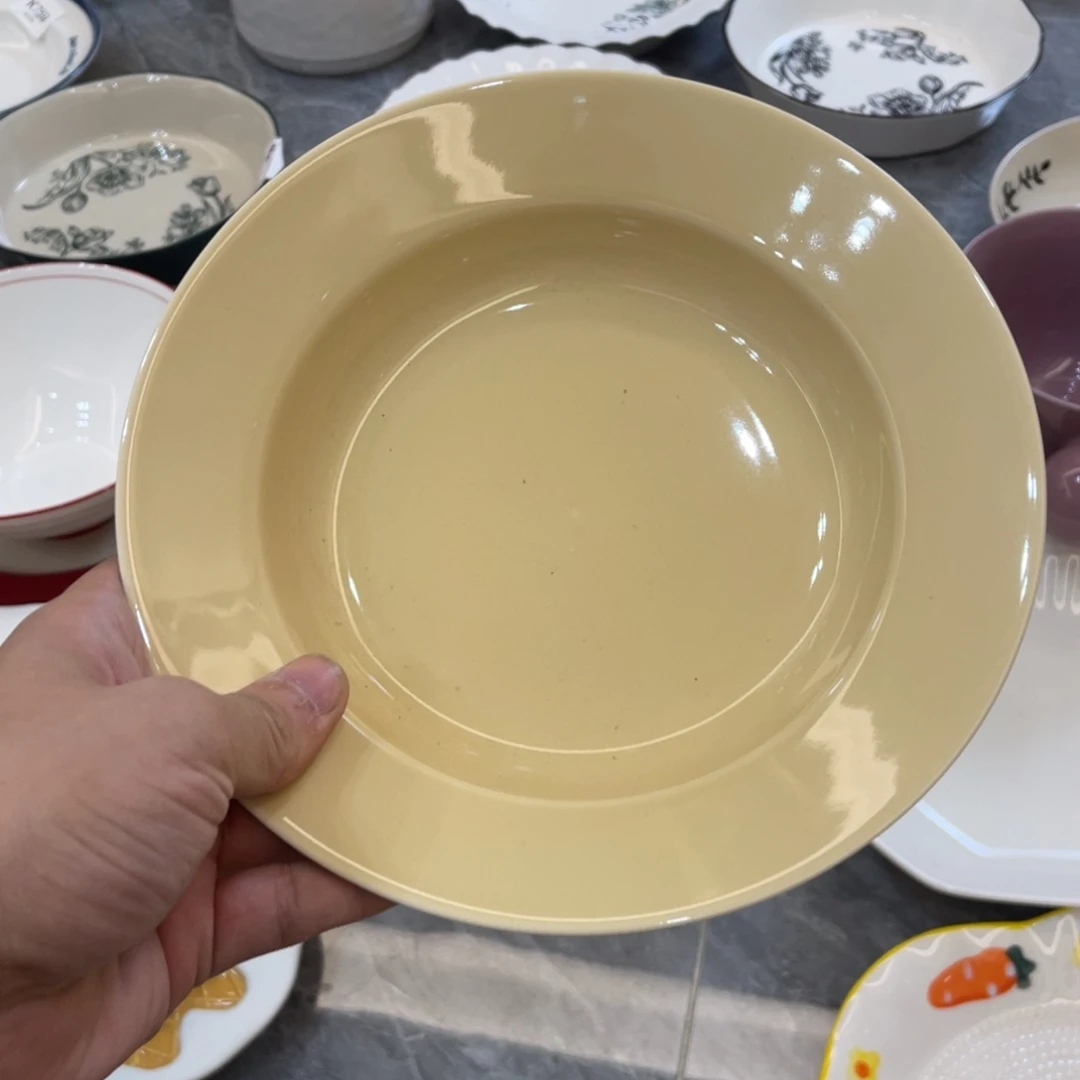 陶瓷微瑕餐具介意勿拍，满18飞！