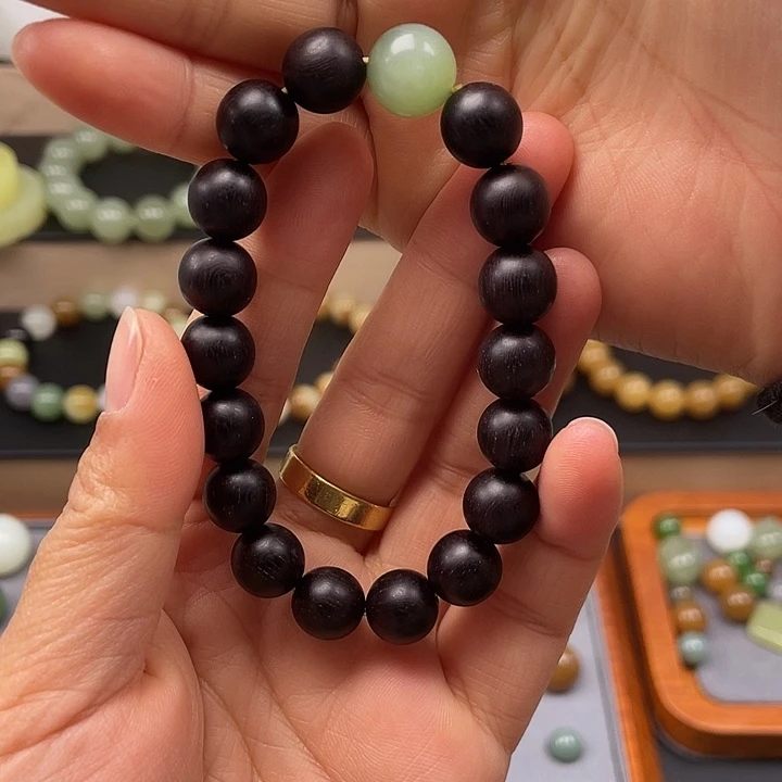 和田玉（糖玉）未镶嵌手链