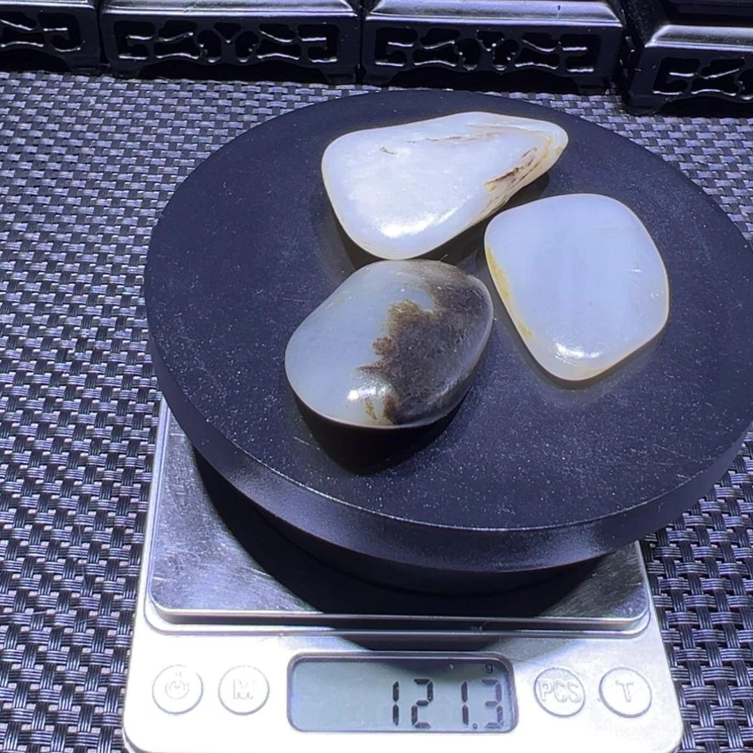 和田玉（子料）未镶嵌吊坠(不含链)121