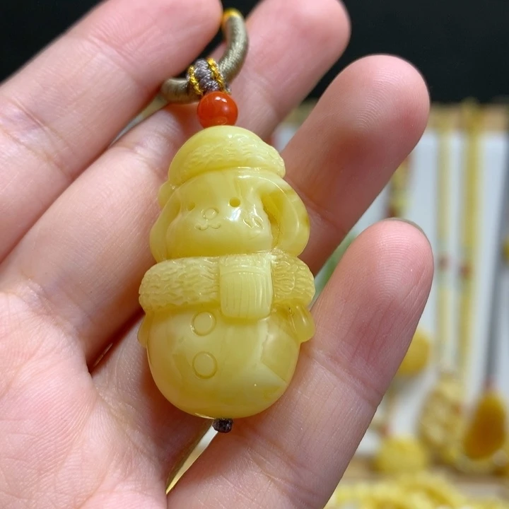 蜜蜡颈饰未镶嵌狗