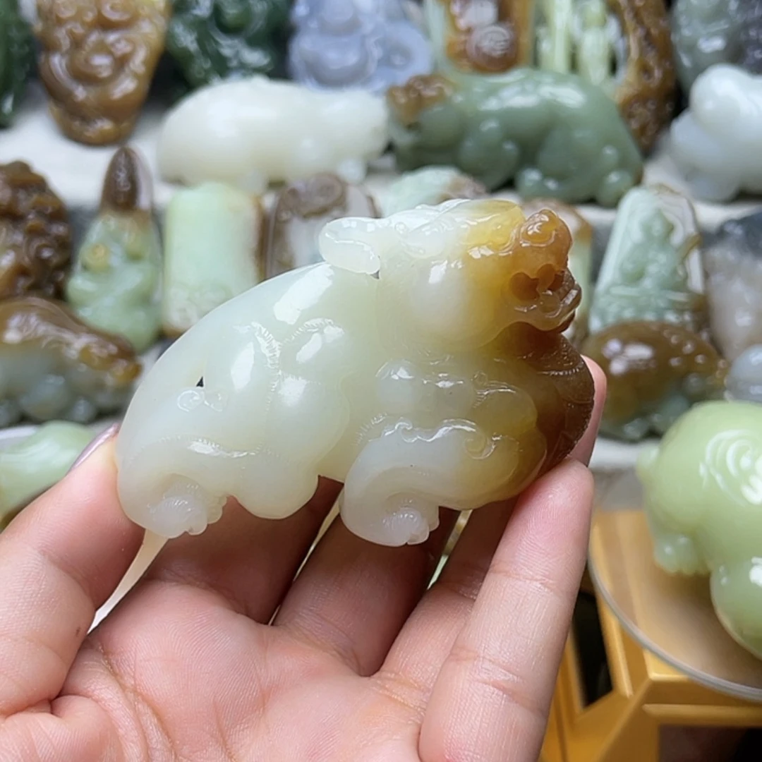 【闪购商品】和田玉未镶嵌挂件軍*