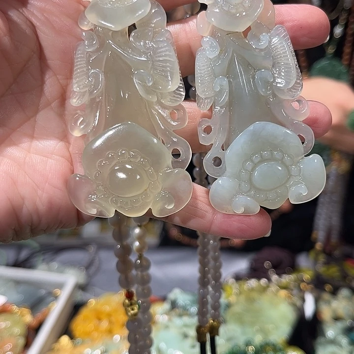 未镶嵌岫玉毛衣链