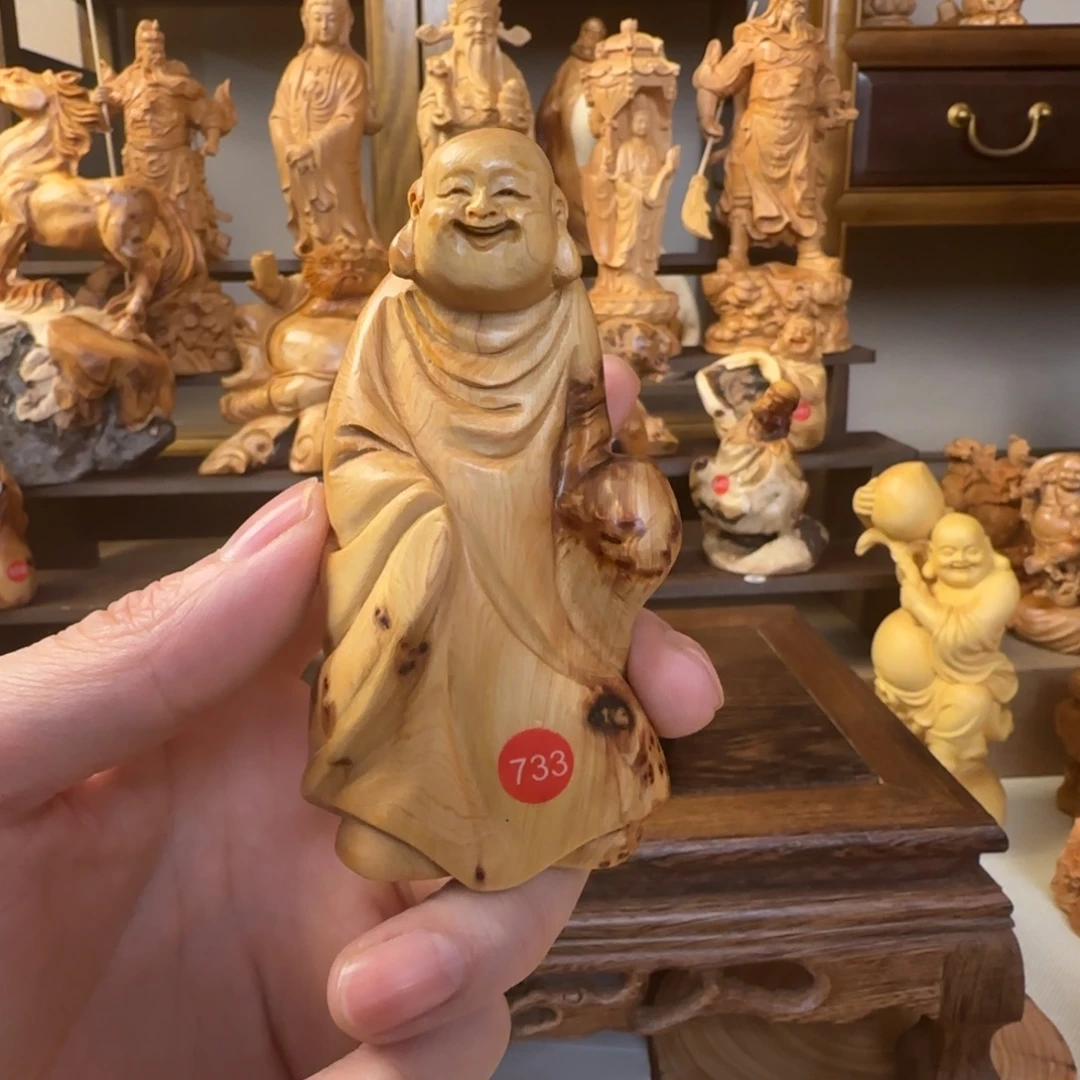 一***岩崖柏小木匠艺雕一物一拍