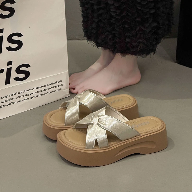 增高平底厚款一字拖时尚外穿坡跟拖鞋女厚底百搭百搭休闲凉鞋