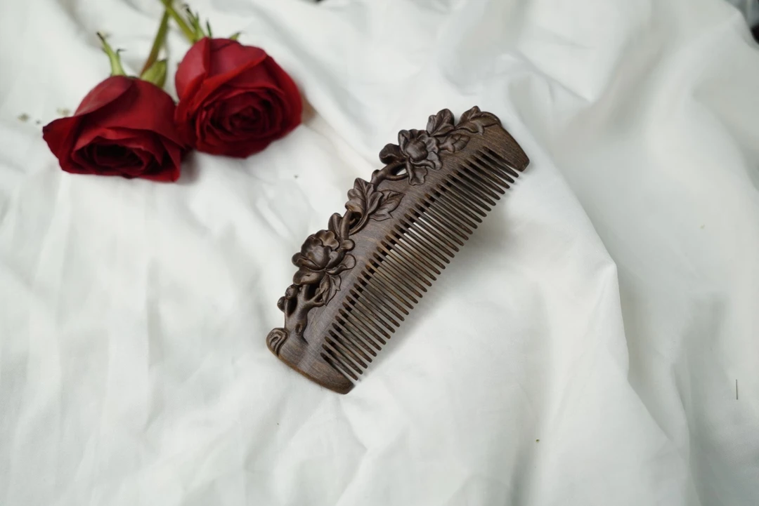 牡丹花 国色天香黑金檀雕花手工防静电护发檀木梳 送礼可刻字定制