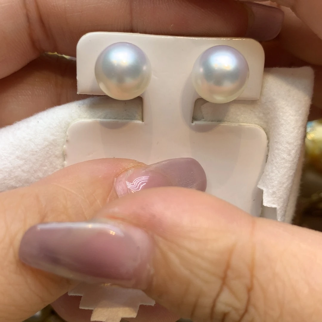 18K金镶嵌耳饰海水珍珠