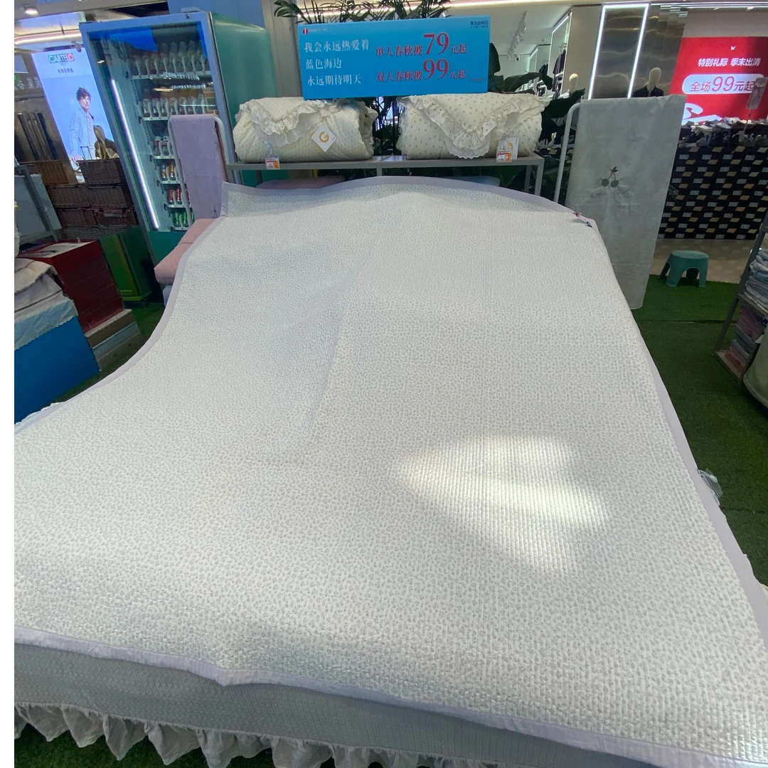 天一悦尚优选---小花单床盖