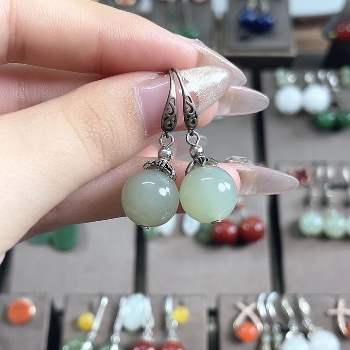 和田玉银S925镶嵌耳饰12左右浅色