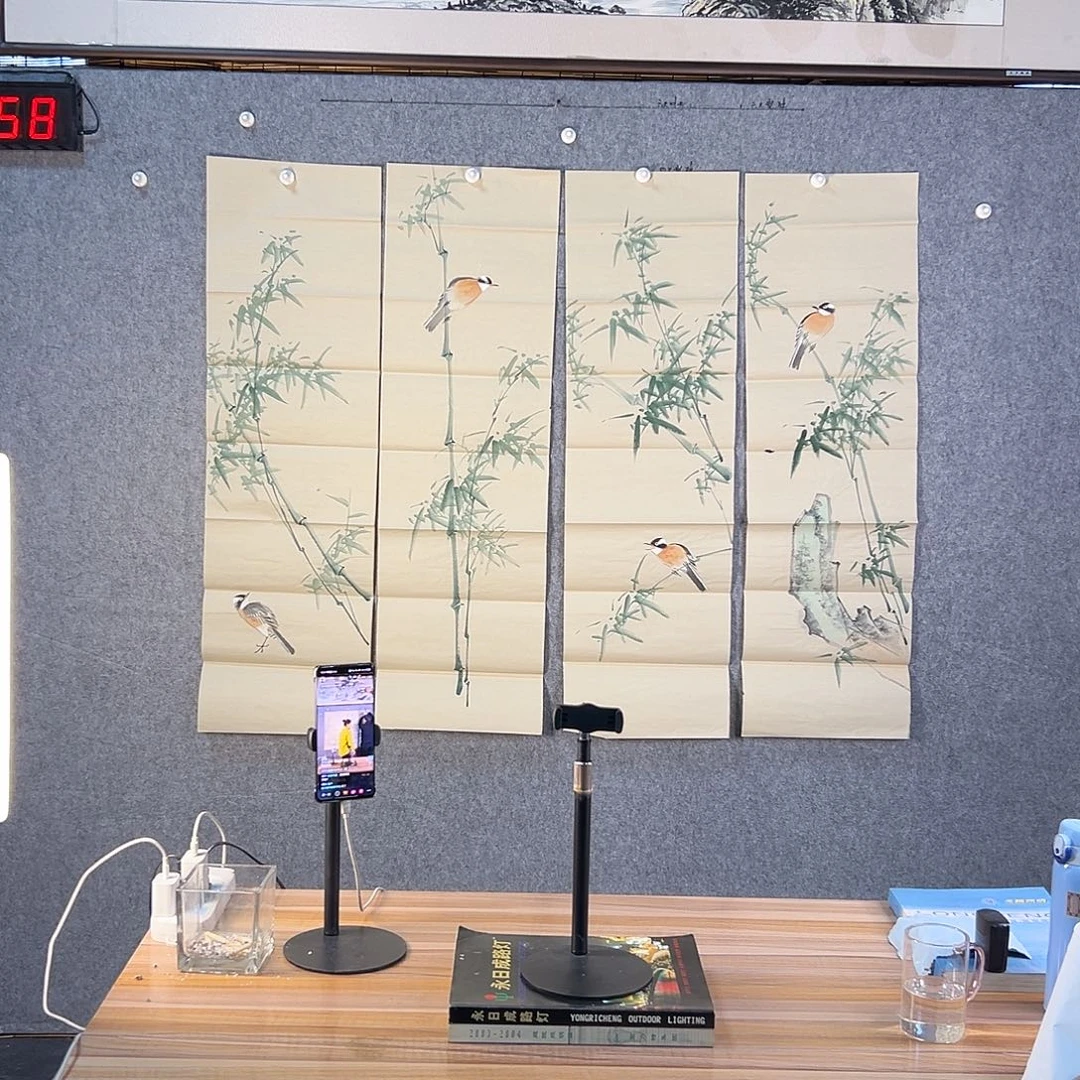 国画558 花鸟在树丛的顶端鸣叫叫声响