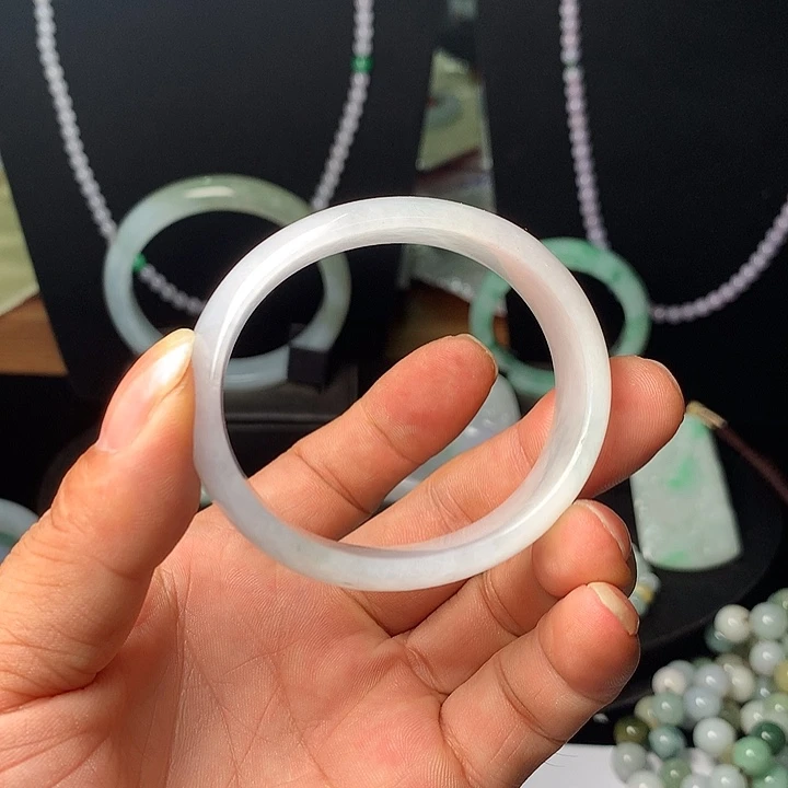 翡翠手镯未镶嵌贵妃3333333333333333