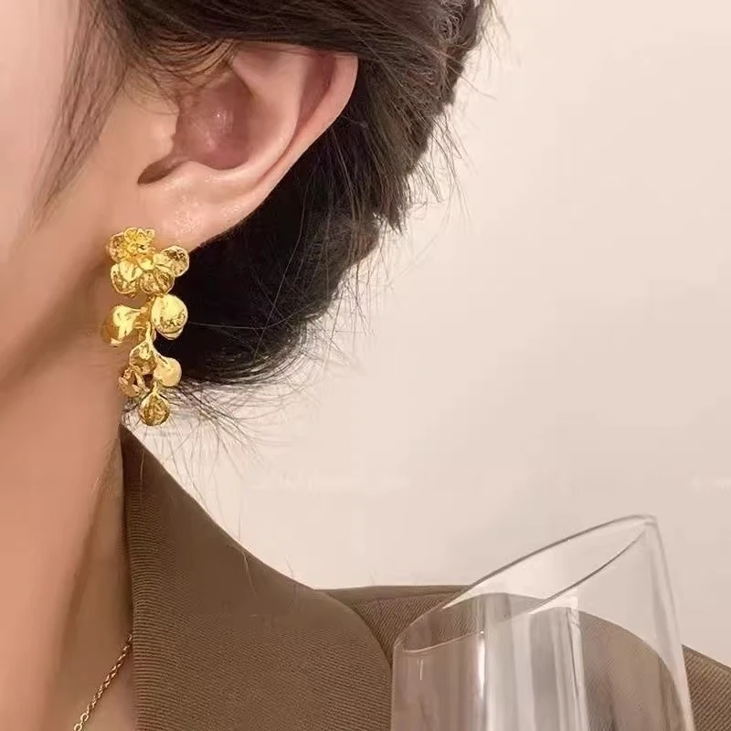 铜合金耳饰 【Q141】精致时尚小众设计耳钉高级气质百搭耳饰手工