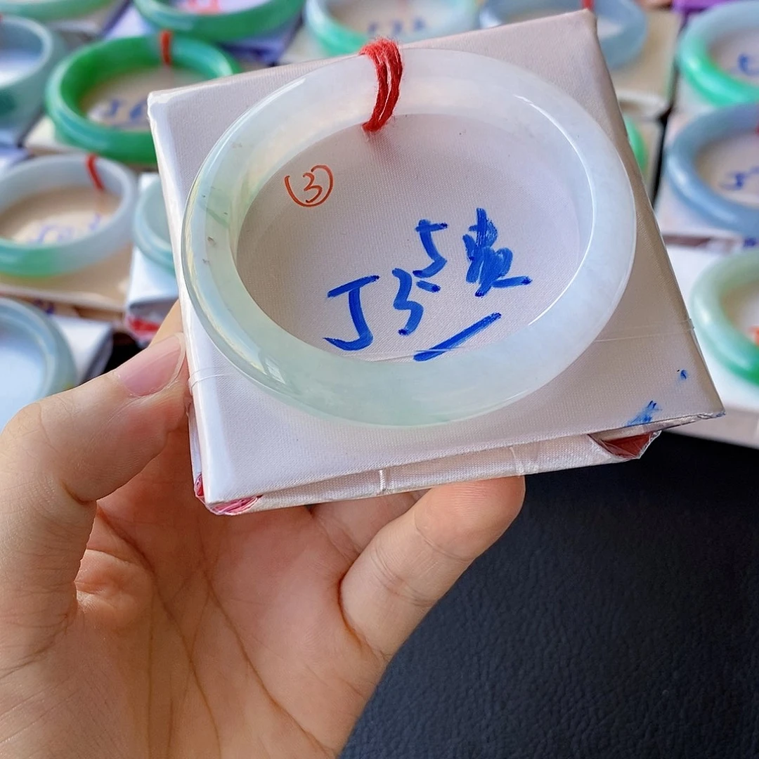 翡翠手镯未镶嵌3号