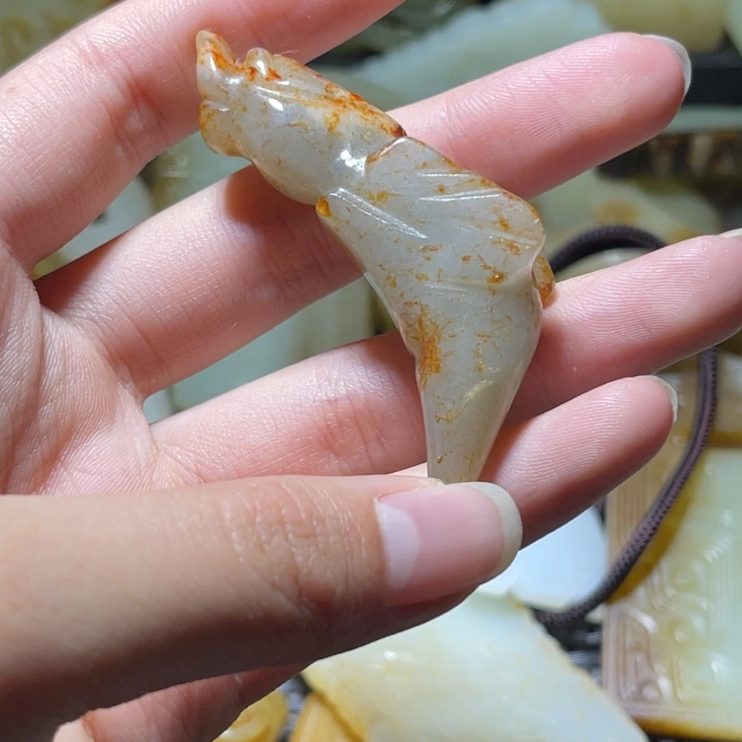 未镶嵌和田玉（糖玉）挂件
