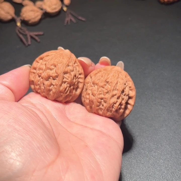 吊坠文玩核桃金牛