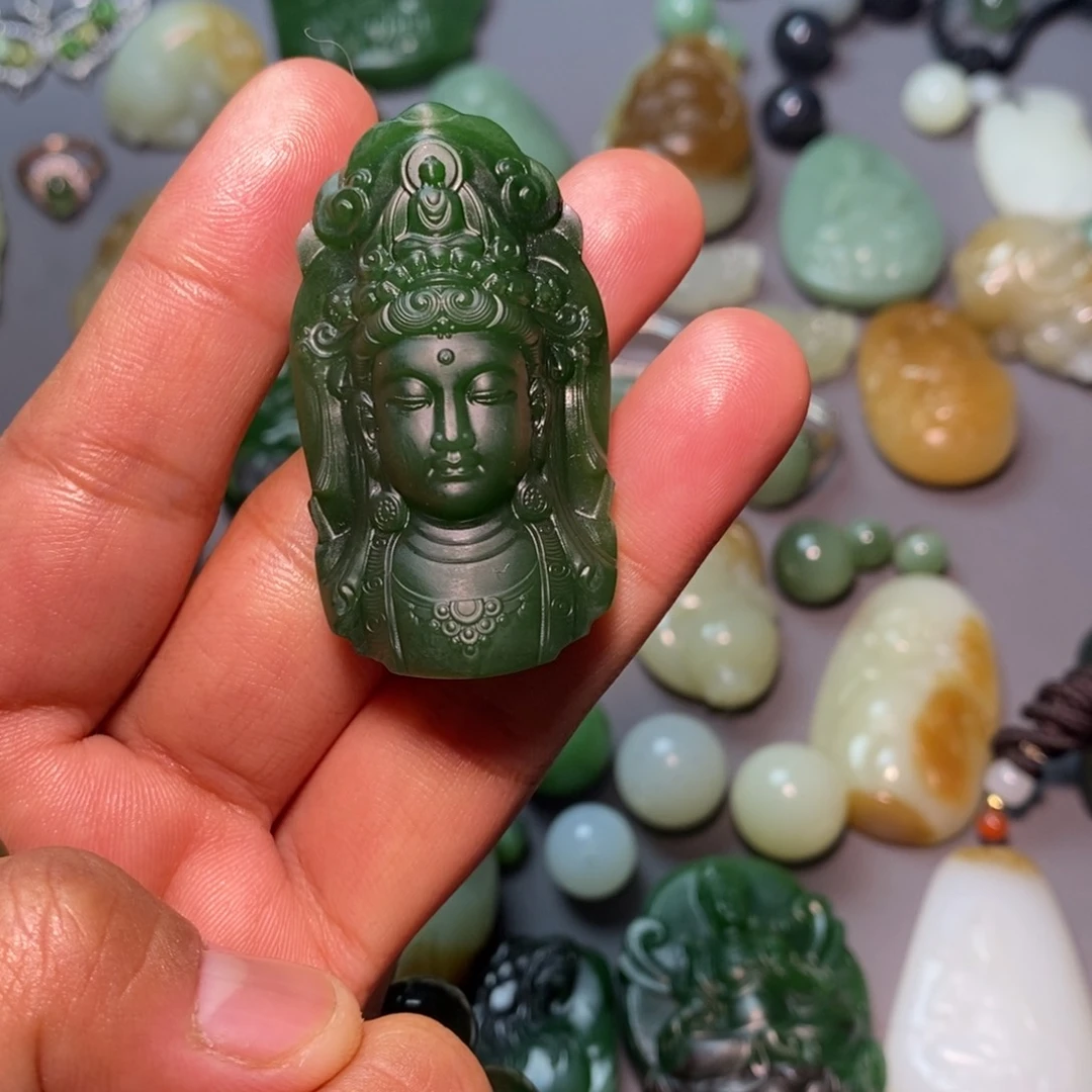 和田玉颈饰未镶嵌小*