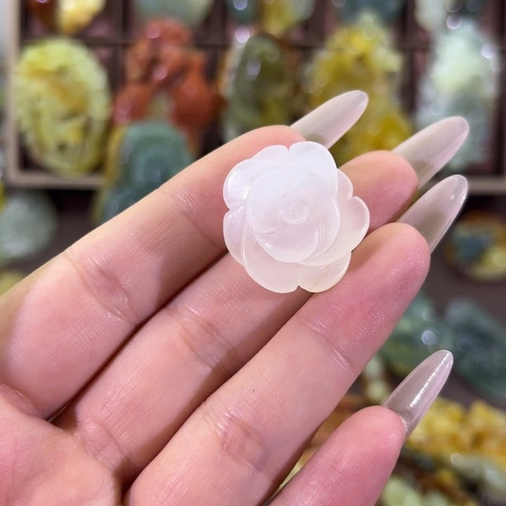 未镶嵌蛇纹石玉颈饰浮****佳