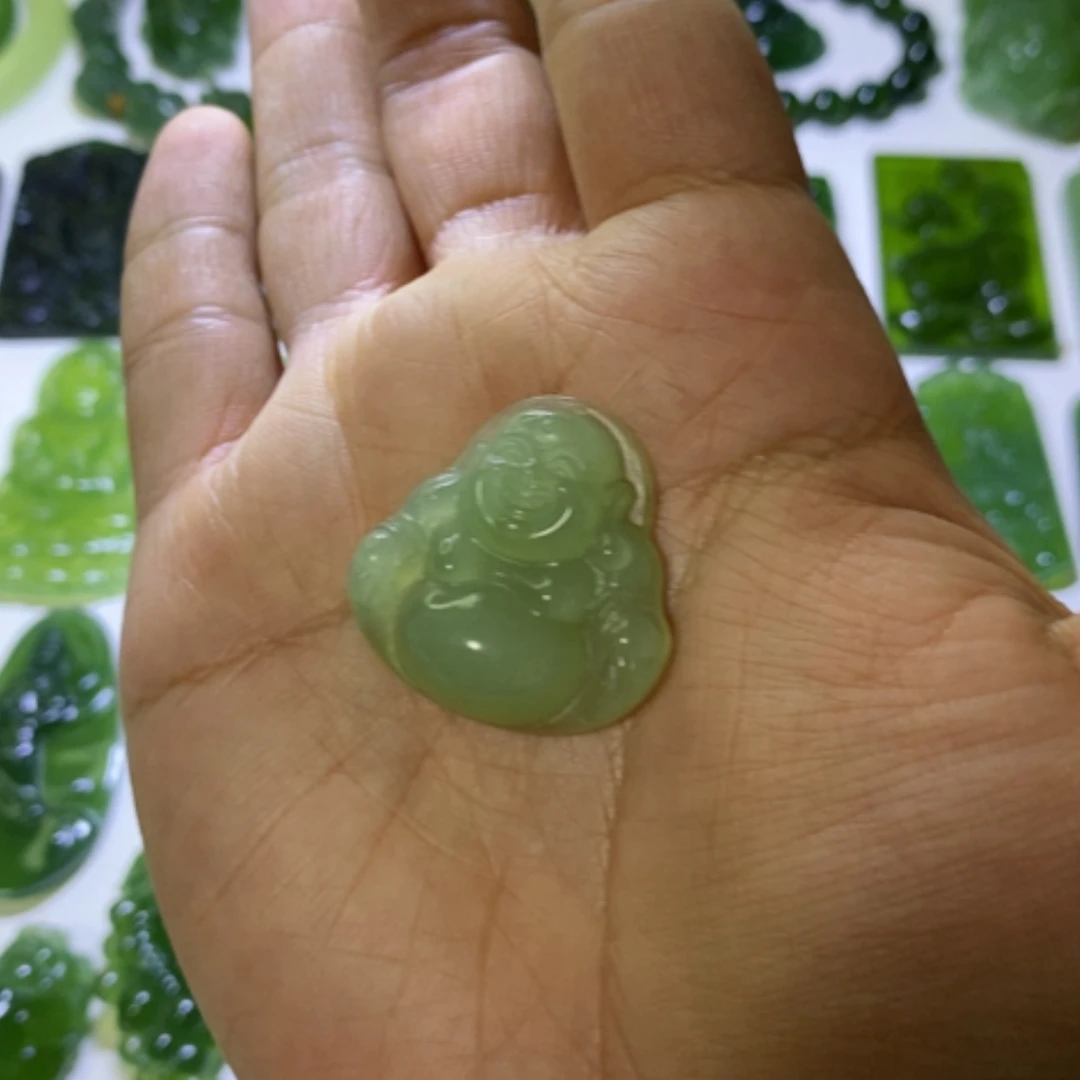 【闪购商品】未镶嵌蛇纹石玉颈饰