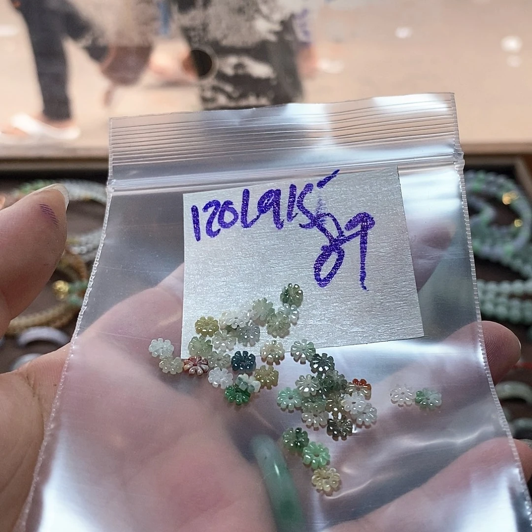 未镶嵌定制翡翠开*猫