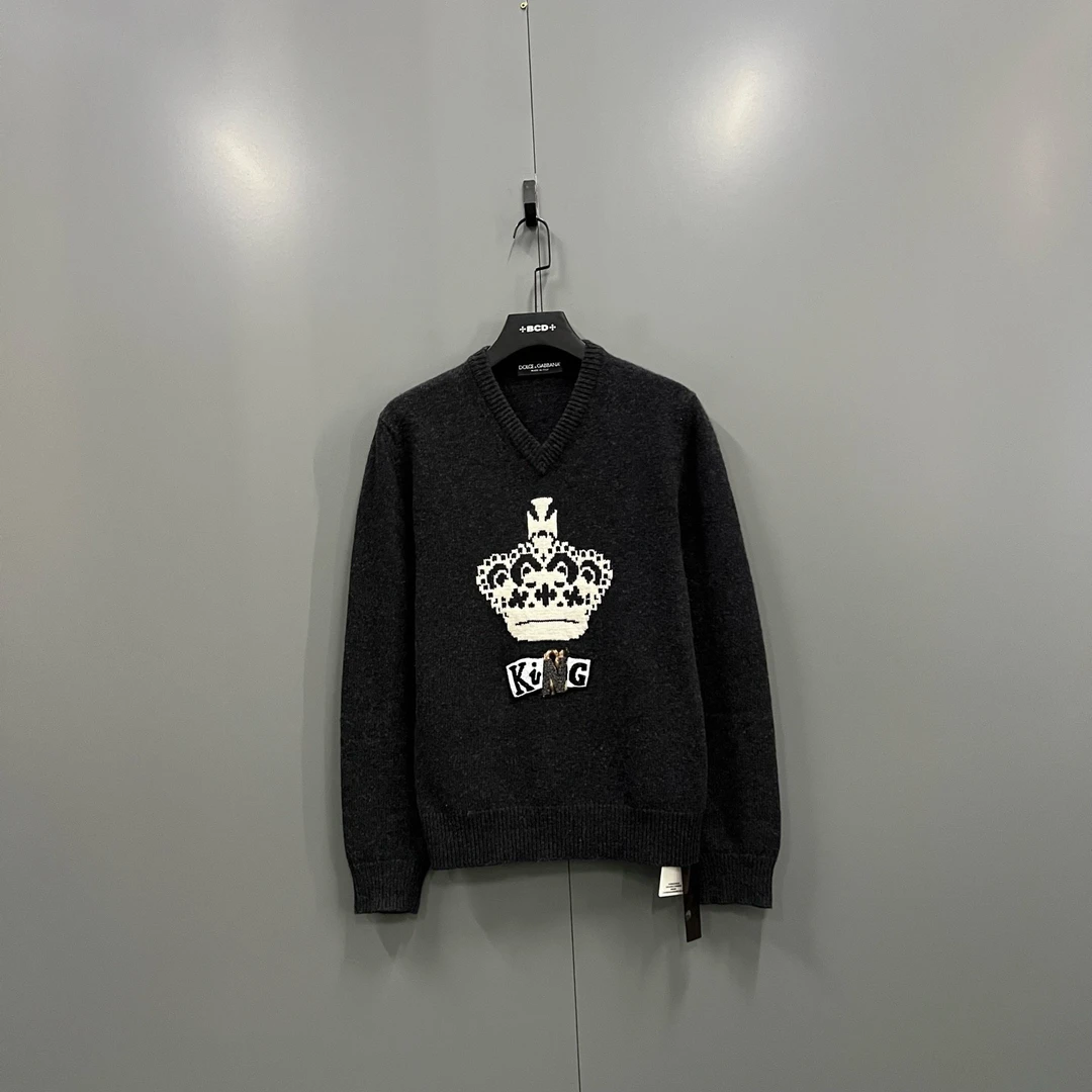 99新 maje jp926 DG 皇冠嵌花帽衫 50码 207080