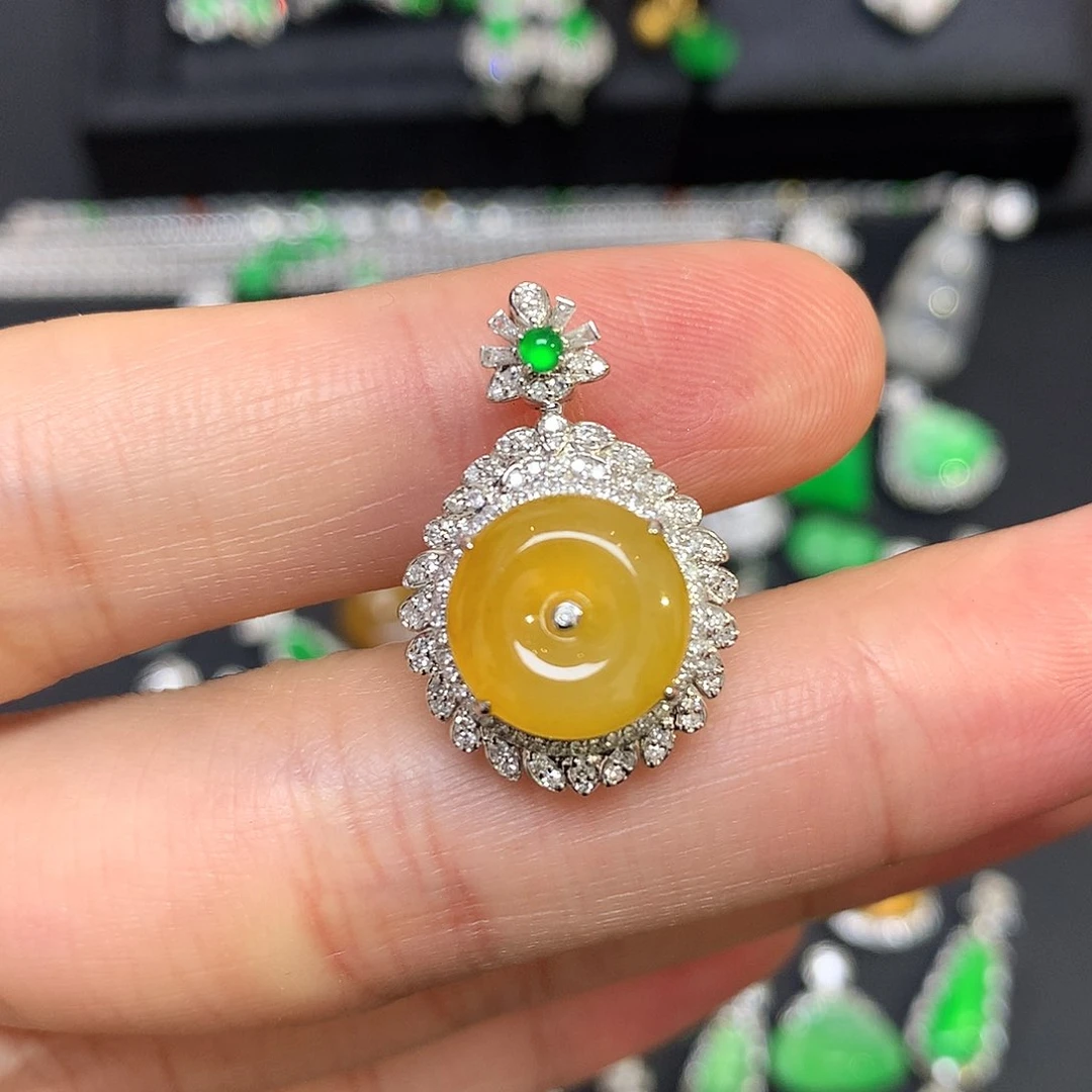 吊坠(不含链)18K金镶嵌翡翠