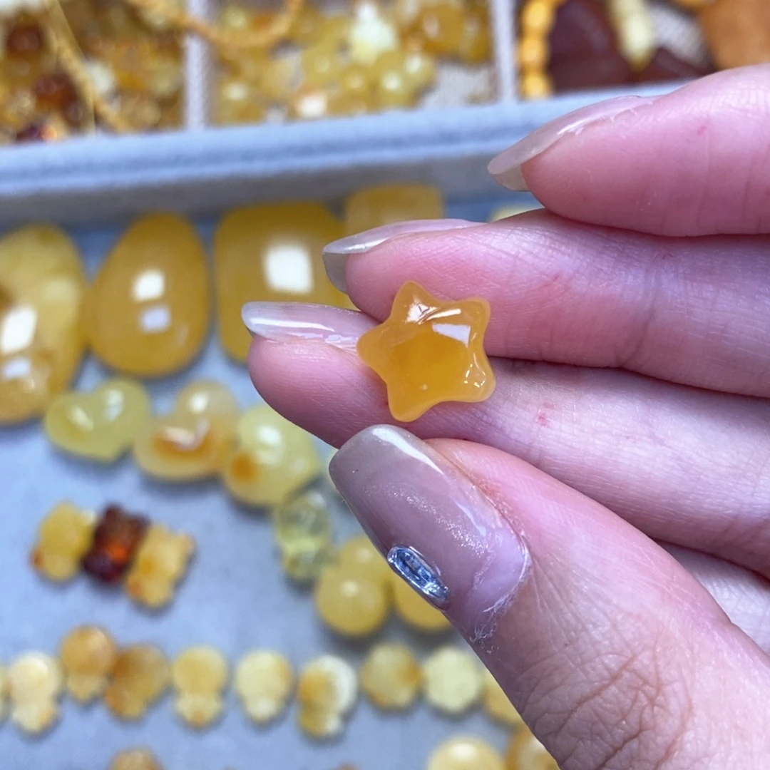 蜜蜡颈饰未镶嵌星星