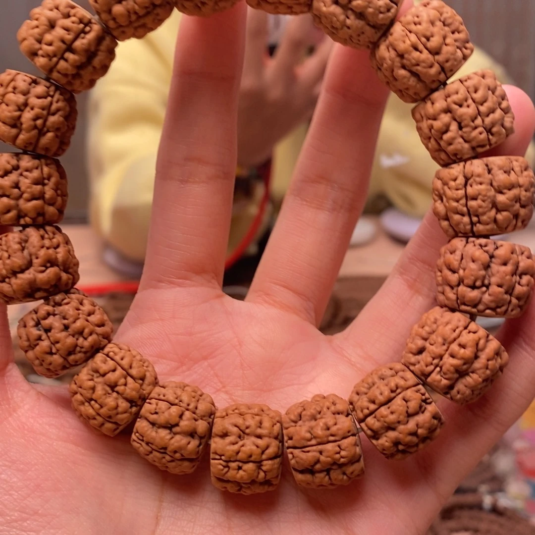 老***此菩提籽类碧根果卡17