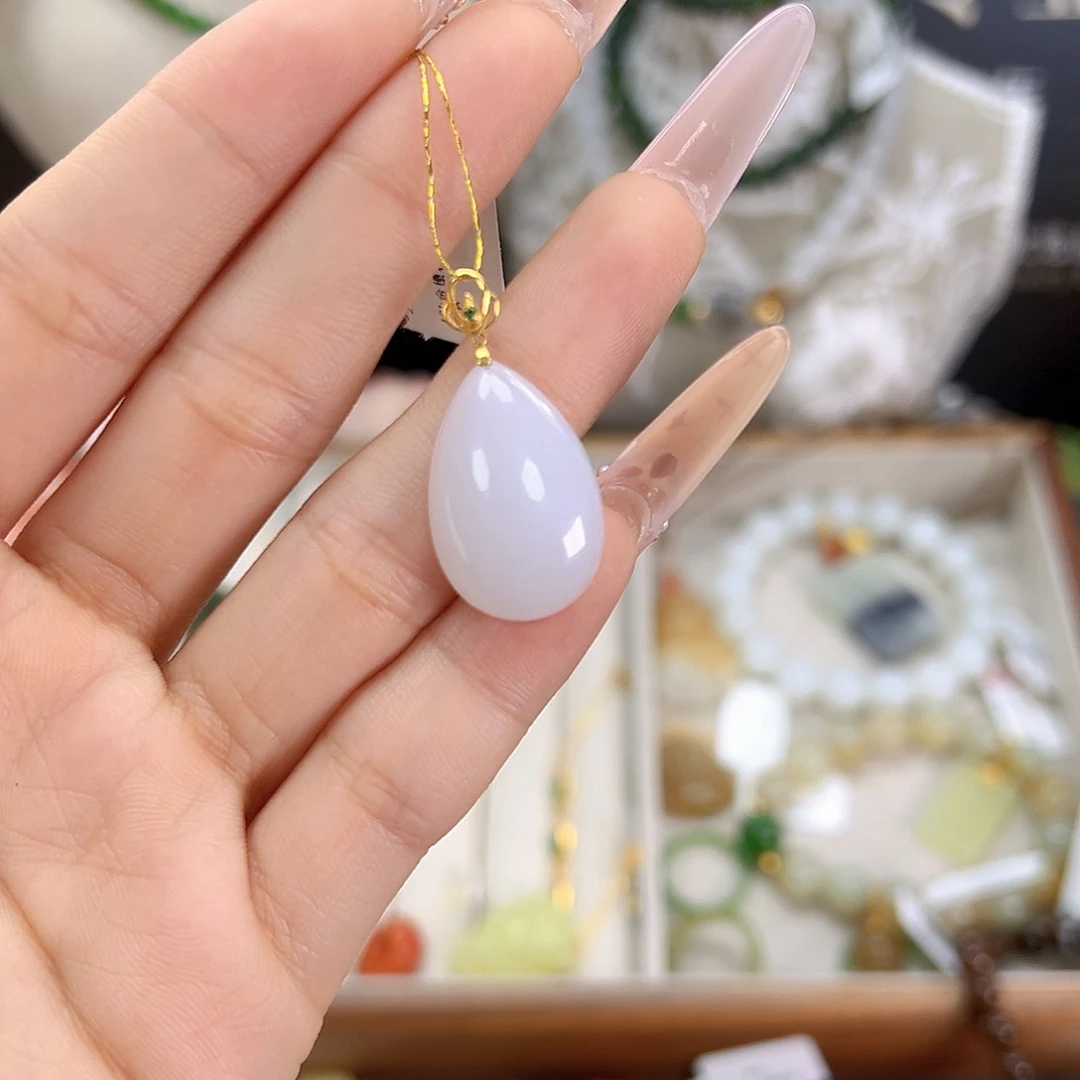 和田玉18K金镶嵌颈饰sj