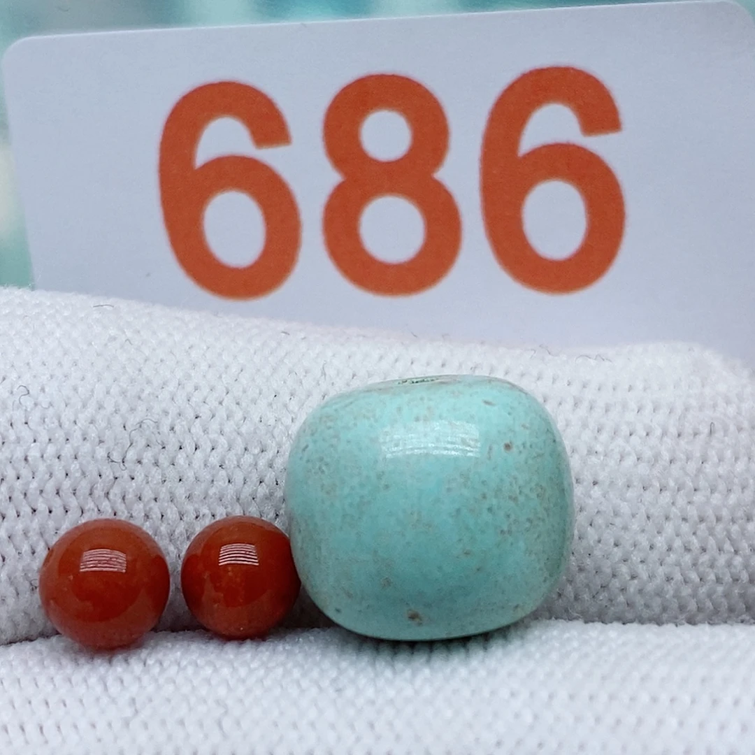 南红玛瑙未镶嵌珠宝奇石