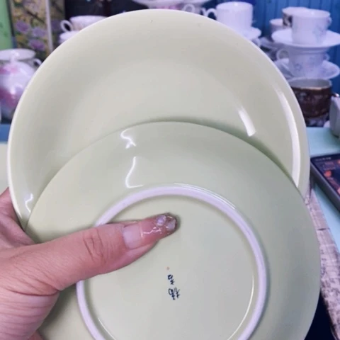 瓷片哈哈真的太可爱