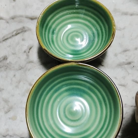 瓷片五厂，七厂各种摆件，瓷片，均有瑕疵！