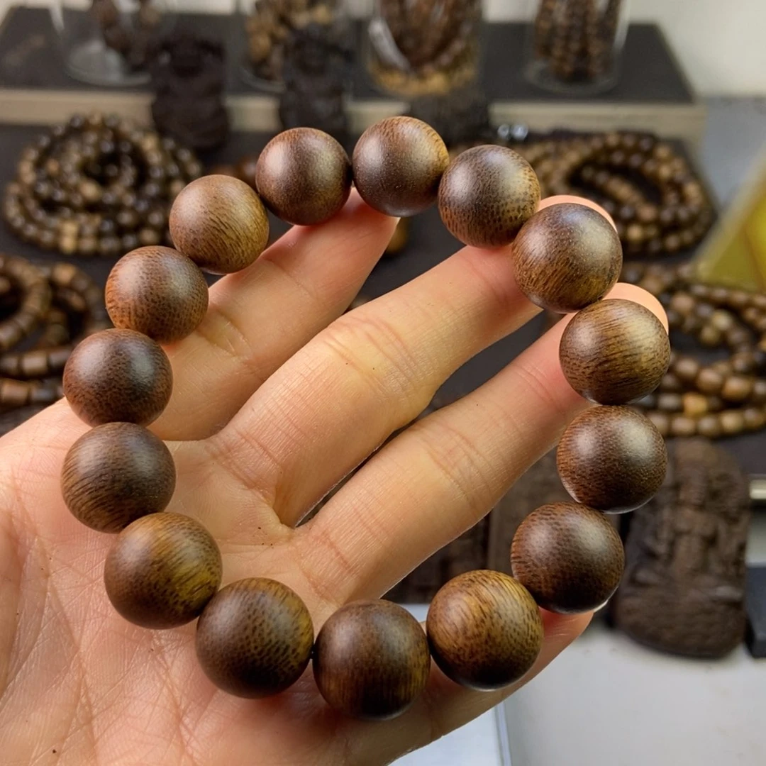 沉香手串新*星越南芽庄白