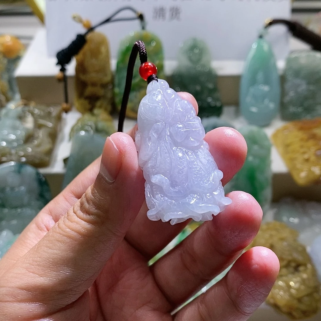 【闪购商品】翡翠颈饰未镶嵌白菜