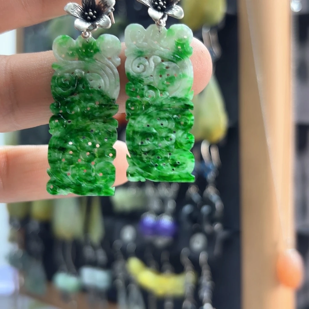 翡翠耳饰银S925镶嵌十***?