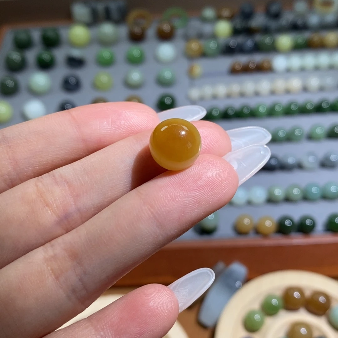 和田玉未镶嵌颈饰11.7mm