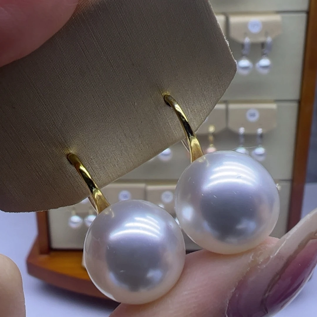 淡水珍珠耳饰未镶嵌