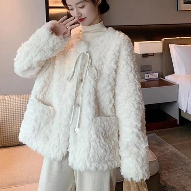 【退换包运费】小香风羊羔毛绒外套女加厚毛毛短款上衣棉服DJ8922