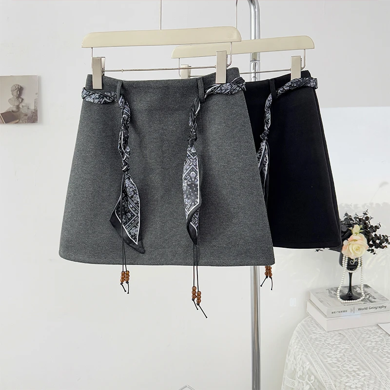 毛呢短裙女秋冬2025新款小个子高腰显瘦休闲百搭防走光a字半身裙