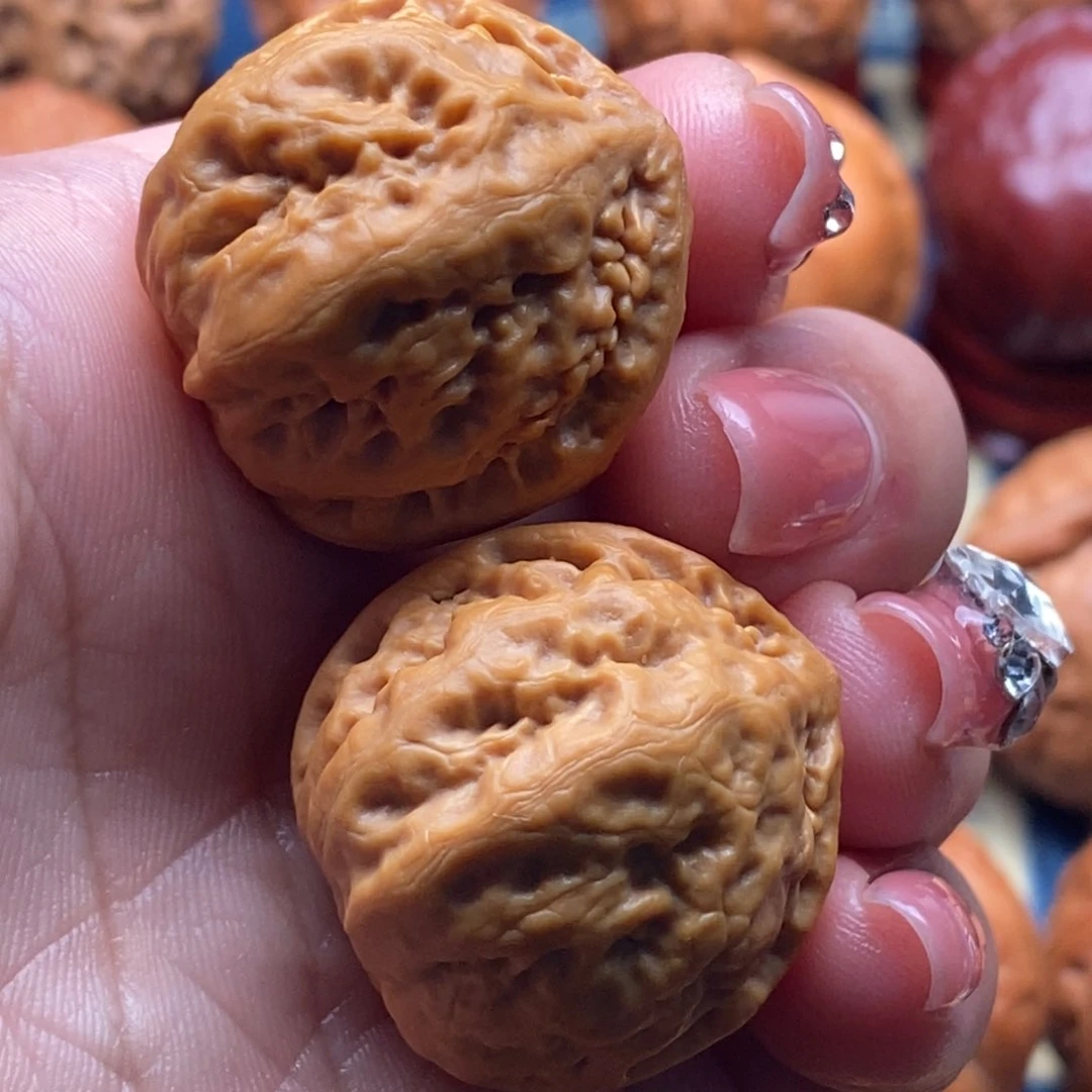 文玩核桃把件精品小手捻